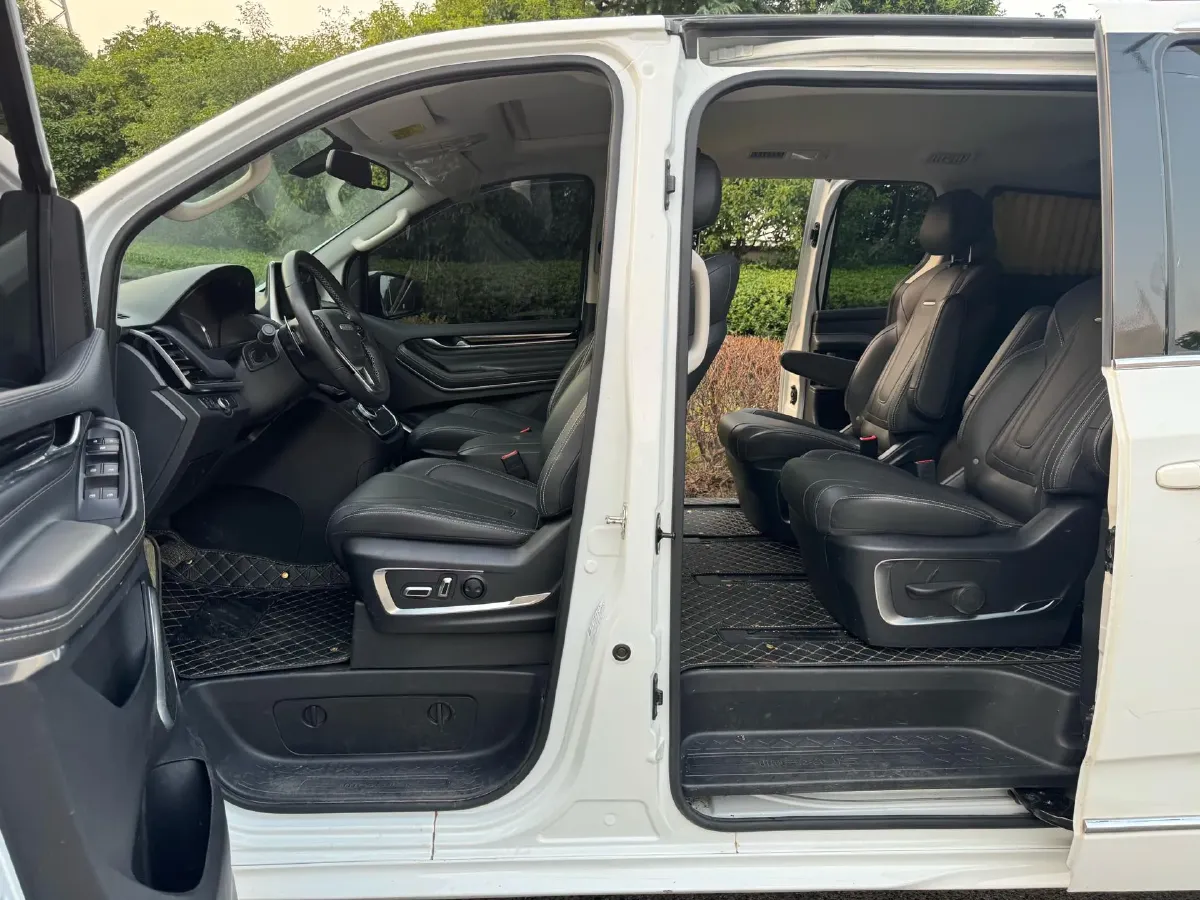 2021 MAXUS G20 2.0T 163HP L4 8AT,autocango,china used car exporter,china ev exporter,chinese used car exporter,chinese used ev exporter