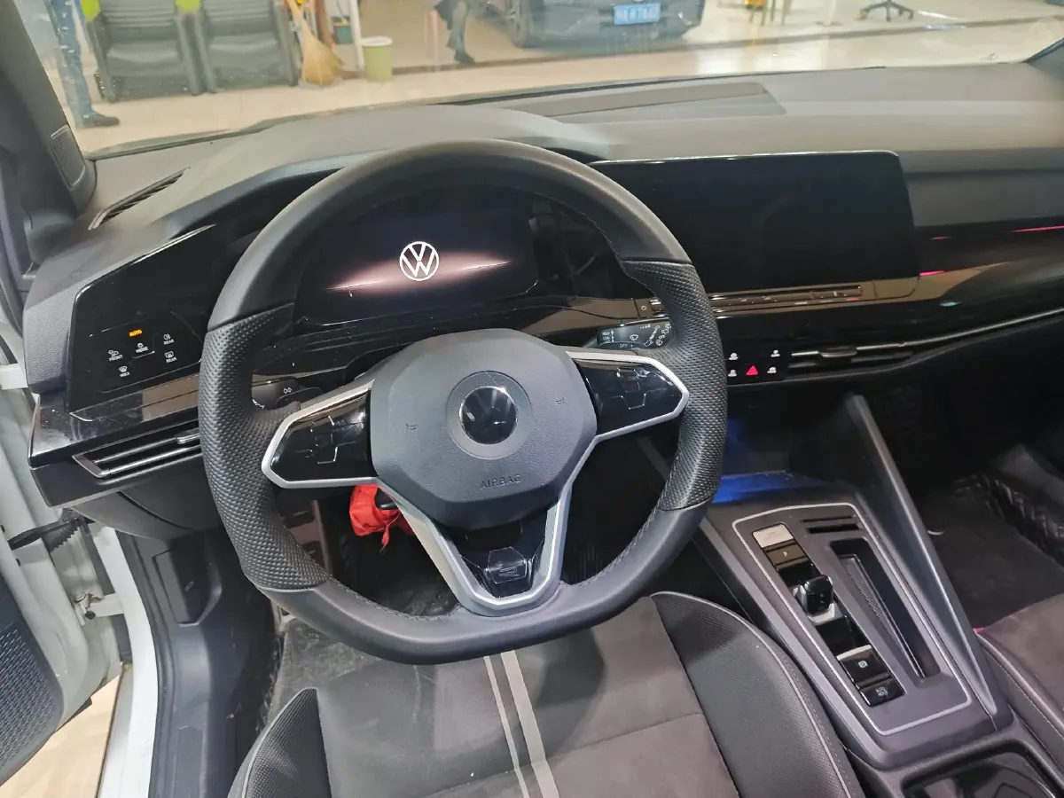 2023 Volkswagen Golf 1.4T 150HP L4 7DCT,autocango,china used car exporter,china ev exporter,chinese used car exporter,chinese used ev exporter