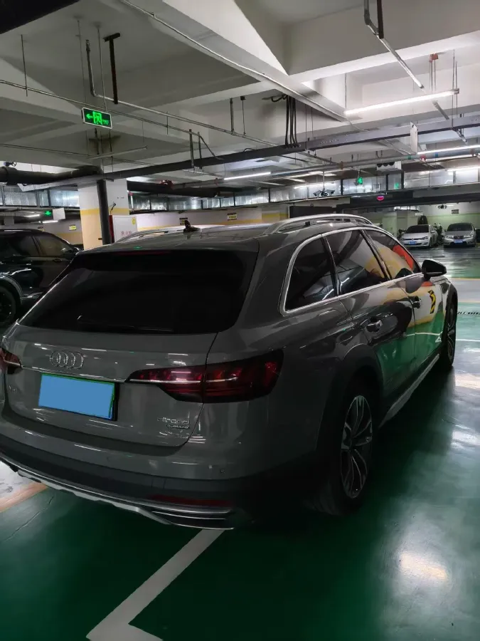 2021 Audi A4 2.0T 252HP L4 7DCT,autocango,china used car exporter,china ev exporter,chinese used car exporter,chinese used ev exporter