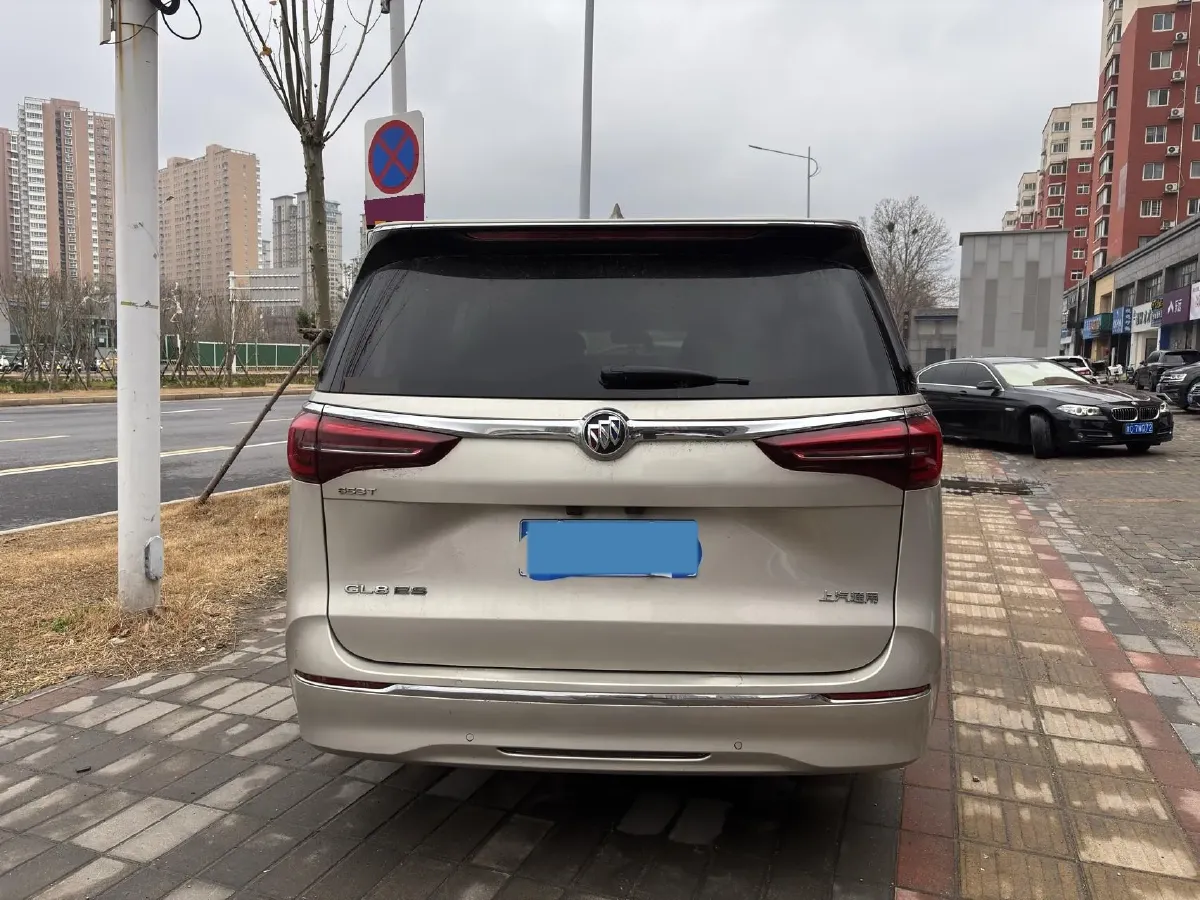 2021 Buick GL8 2.0T 237HP L4 9AT,autocango,china used car exporter,china ev exporter,chinese used car exporter,chinese used ev exporter