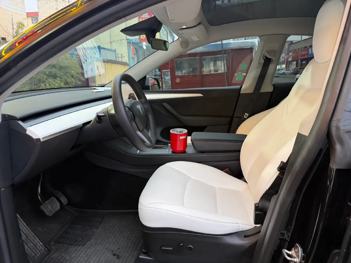 2022 Tesla Model Y BEV 60KWH,autocango,china used car exporter,china ev exporter,chinese used car exporter,chinese used ev exporter