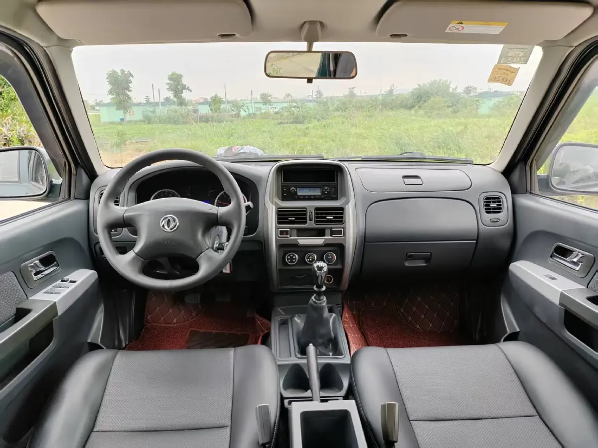 2017 Dongfeng RuiQi 2.5T 140HP L4 6MT,autocango,china used car exporter,china ev exporter,chinese used car exporter,chinese used ev exporter