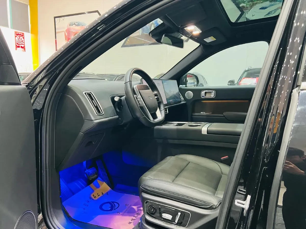 2023 Li L7 Range Extended 154HP REEV 40.9KWH,autocango,china used car exporter,china ev exporter,chinese used car exporter,chinese used ev exporter