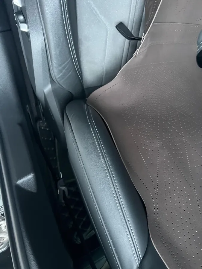 2023 Audi A6L 2.0T 245HP L4 7DCT,autocango,china used car exporter,china ev exporter,chinese used car exporter,chinese used ev exporter