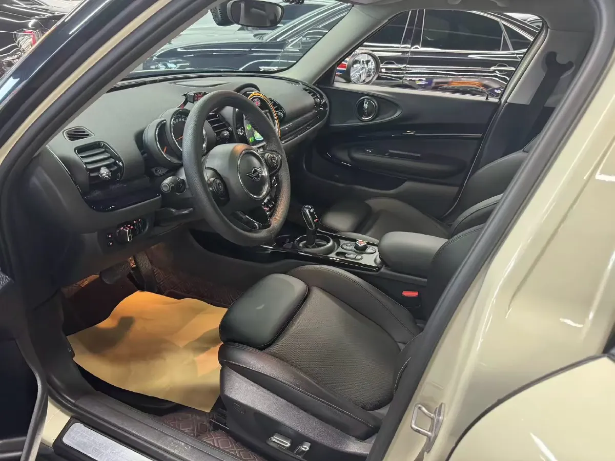 2019 MINI CLUBMAN 1.5T 102HP L3 7DCT,autocango,china used car exporter,china ev exporter,chinese used car exporter,chinese used ev exporter