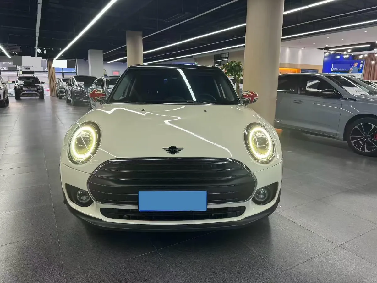 2019 MINI CLUBMAN 1.5T 102HP L3 7DCT,autocango,china used car exporter,china ev exporter,chinese used car exporter,chinese used ev exporter
