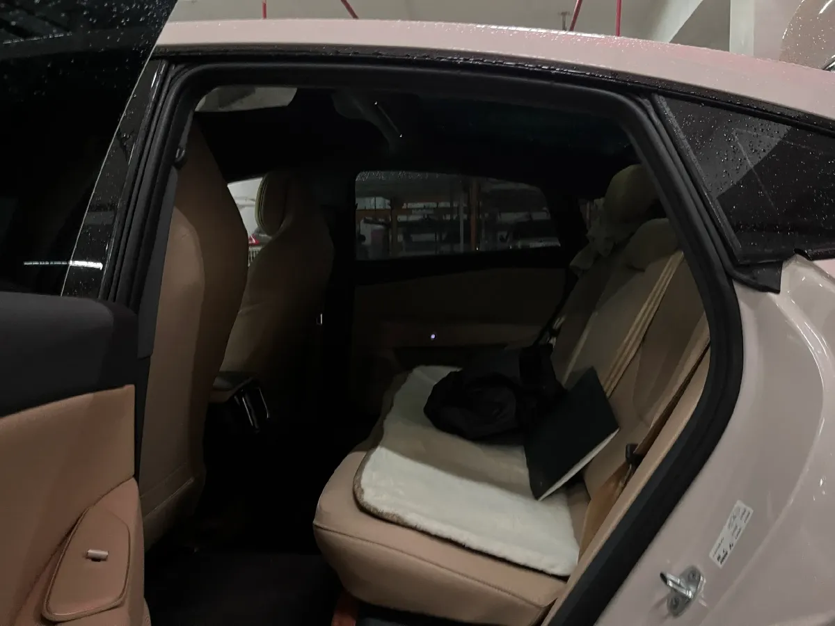 2025 ARCFOX αS5 BEV,autocango,china used car exporter,china ev exporter,chinese used car exporter,chinese used ev exporter