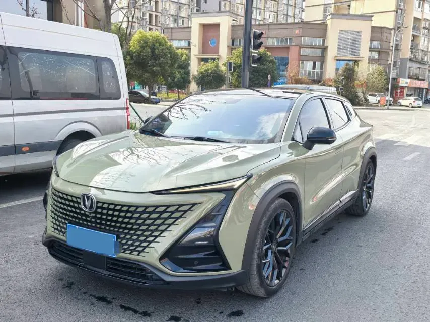 2022 ChangAn UNI-T 2.0T 233HP L4 8AT,autocango,china used car exporter,china ev exporter,chinese used car exporter,chinese used ev exporter