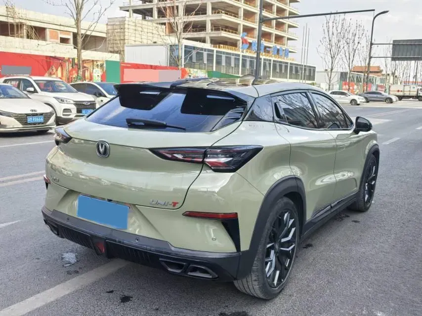 2022 ChangAn UNI-T 2.0T 233HP L4 8AT,autocango,china used car exporter,china ev exporter,chinese used car exporter,chinese used ev exporter