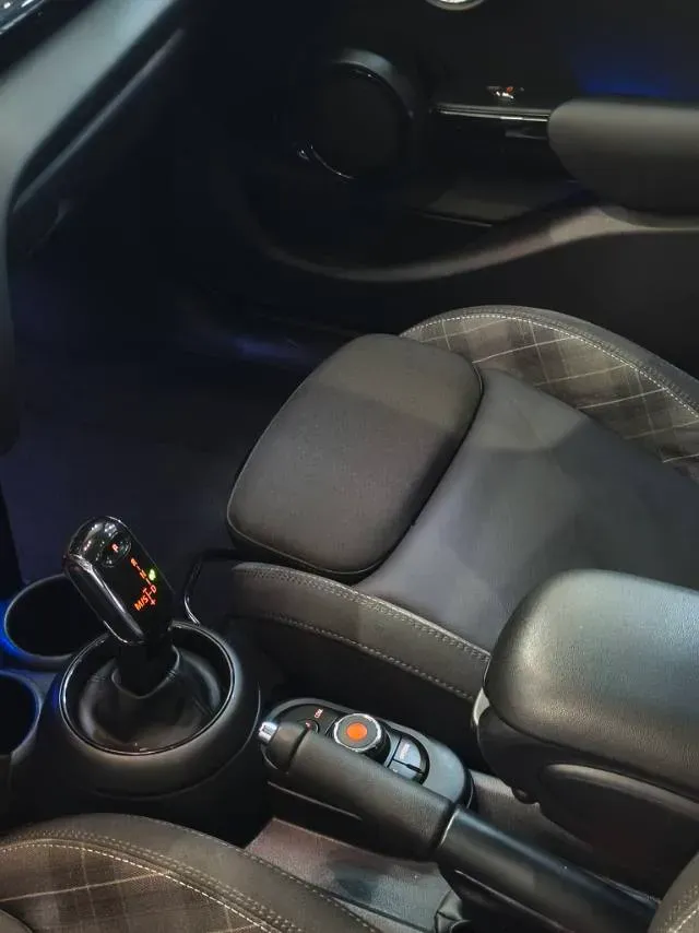 2018 MINI COUNTRYMAN 1.5T 136HP L3 6AT,autocango,china used car exporter,china ev exporter,chinese used car exporter,chinese used ev exporter