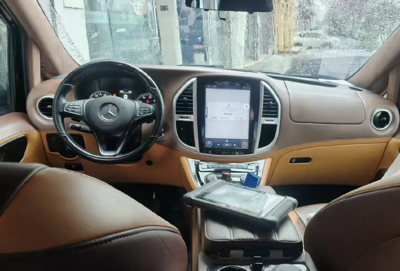 2020 Mercedes-Benz Vito 2.0T 211HP L4 9AT,autocango,china used car exporter,china ev exporter,chinese used car exporter,chinese used ev exporter