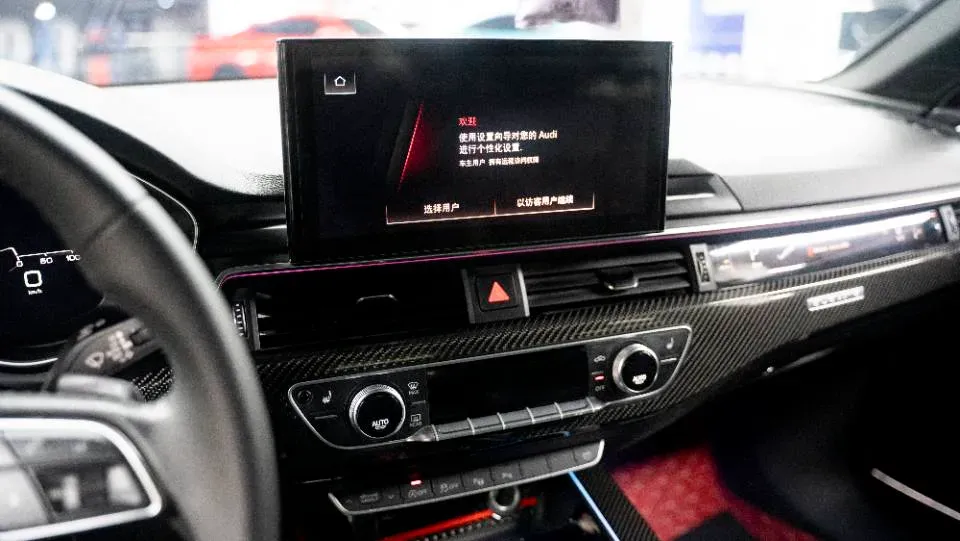 2020 Audi A4L 2.0T 252HP L4 7DCT,autocango,china used car exporter,china ev exporter,chinese used car exporter,chinese used ev exporter