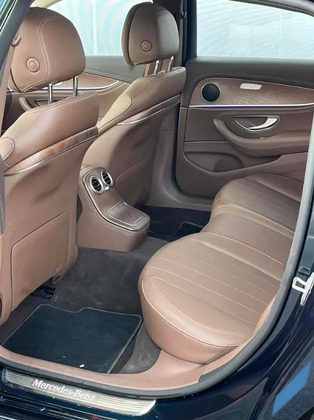 2022 Mercedes-Benz E Class 2.0T 258HP L4 9AT,autocango,china used car exporter,china ev exporter,chinese used car exporter,chinese used ev exporter