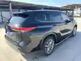 2022 Toyota Highlander 2.5L 192HP L4 E-CVT Hybrid