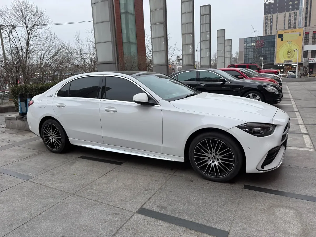 2024 Mercedes-Benz C Class 1.5T 204HP L4 9AT,autocango,china used car exporter,china ev exporter,chinese used car exporter,chinese used ev exporter