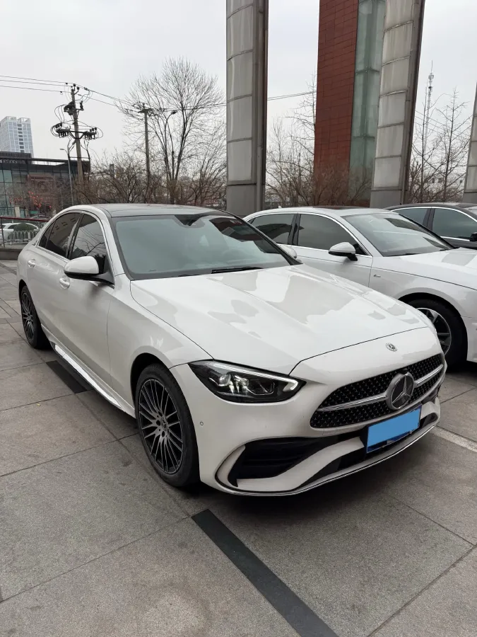 2024 Mercedes-Benz C Class 1.5T 204HP L4 9AT,autocango,china used car exporter,china ev exporter,chinese used car exporter,chinese used ev exporter