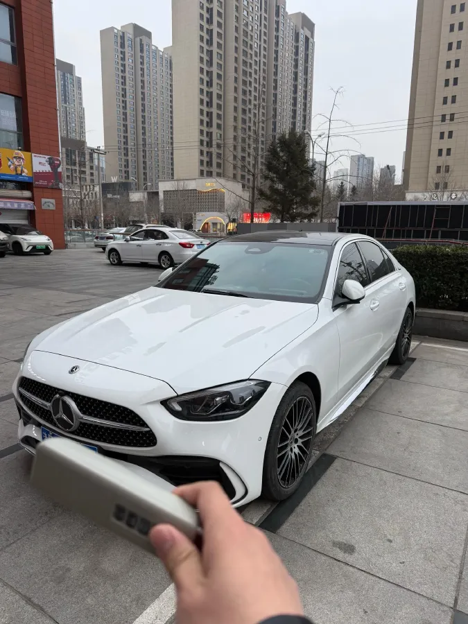 2024 Mercedes-Benz C Class 1.5T 204HP L4 9AT,autocango,china used car exporter,china ev exporter,chinese used car exporter,chinese used ev exporter