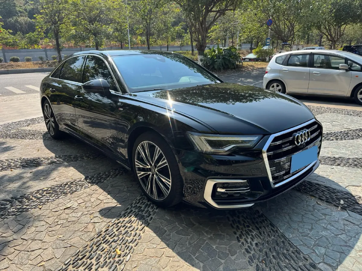 2024 Audi A6L 3.0T 340HP V6 7DCT,autocango,china used car exporter,china ev exporter,chinese used car exporter,chinese used ev exporter