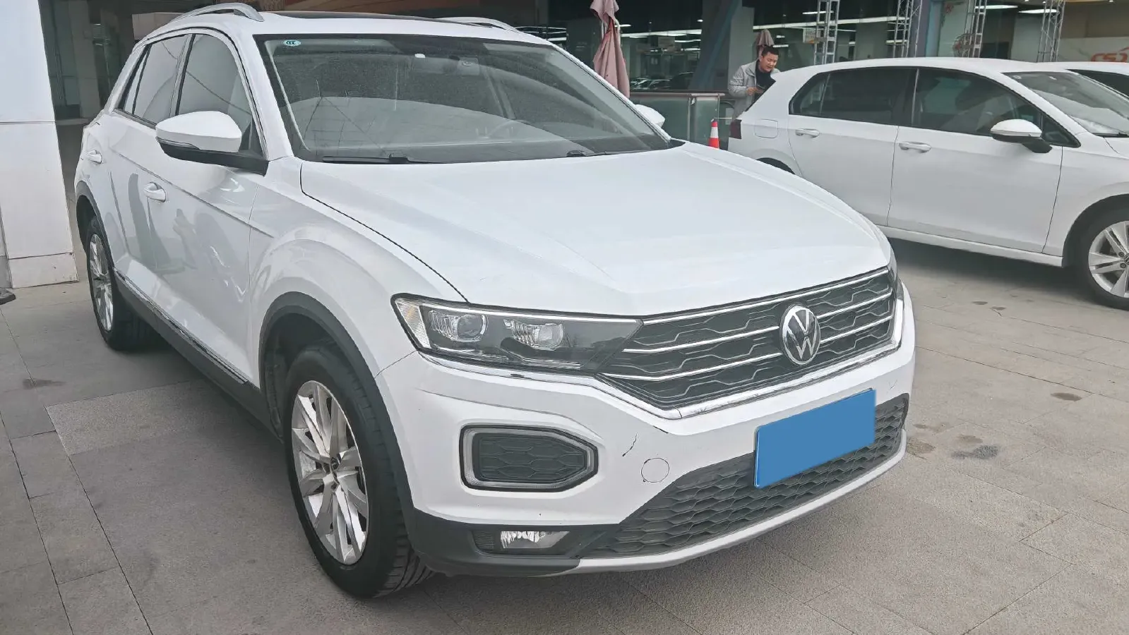 2022 Volkswagen T-Roc 1.4T 150HP L4 7DCT,autocango,china used car exporter,china ev exporter,chinese used car exporter,chinese used ev exporter