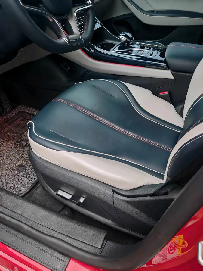 2021 MAXUS G50 1.5T 169HP L4 7DCT,autocango,china used car exporter,china ev exporter,chinese used car exporter,chinese used ev exporter