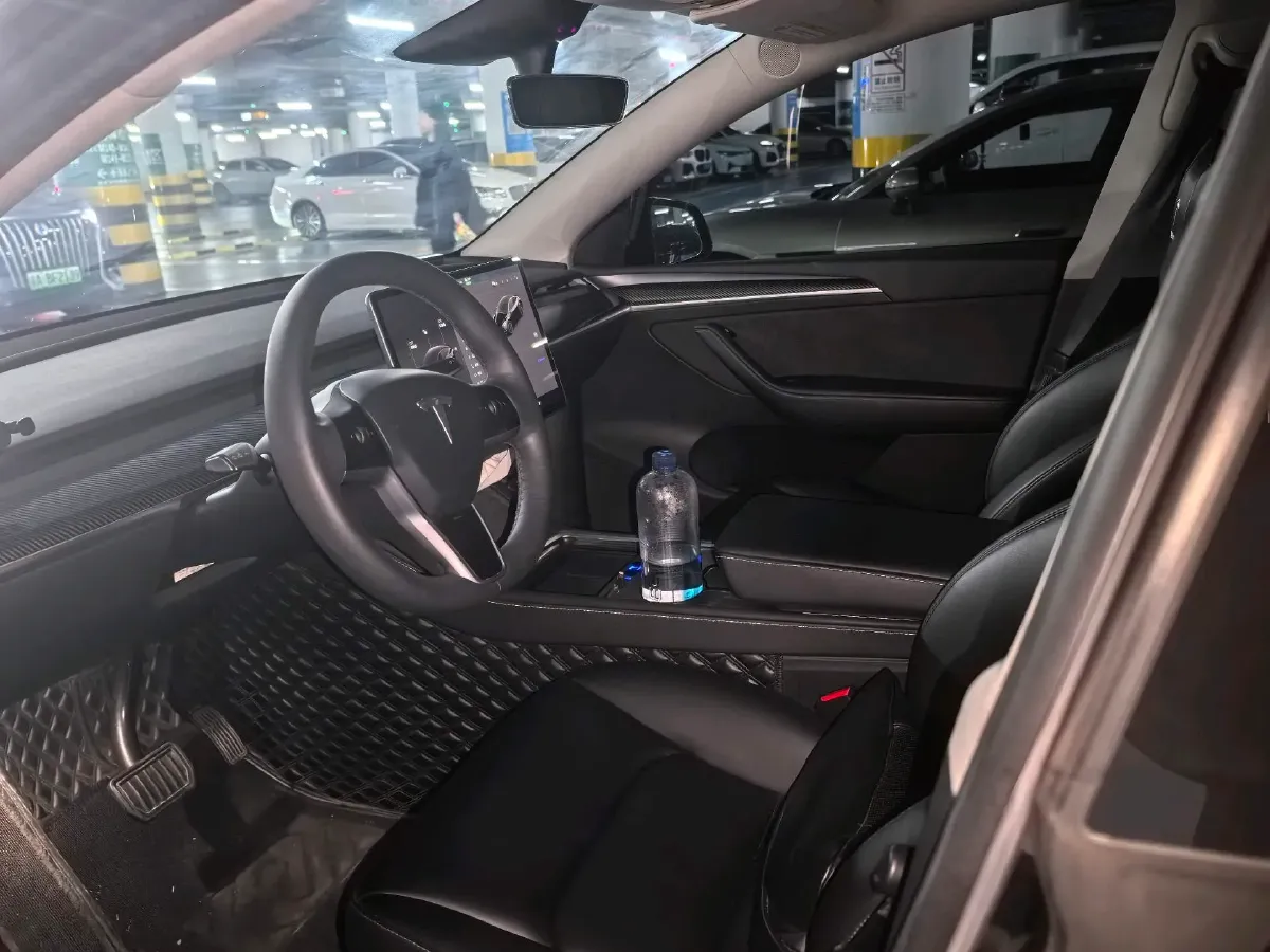 2022 Tesla Model Y BEV 60KWH,autocango,china used car exporter,china ev exporter,chinese used car exporter,chinese used ev exporter