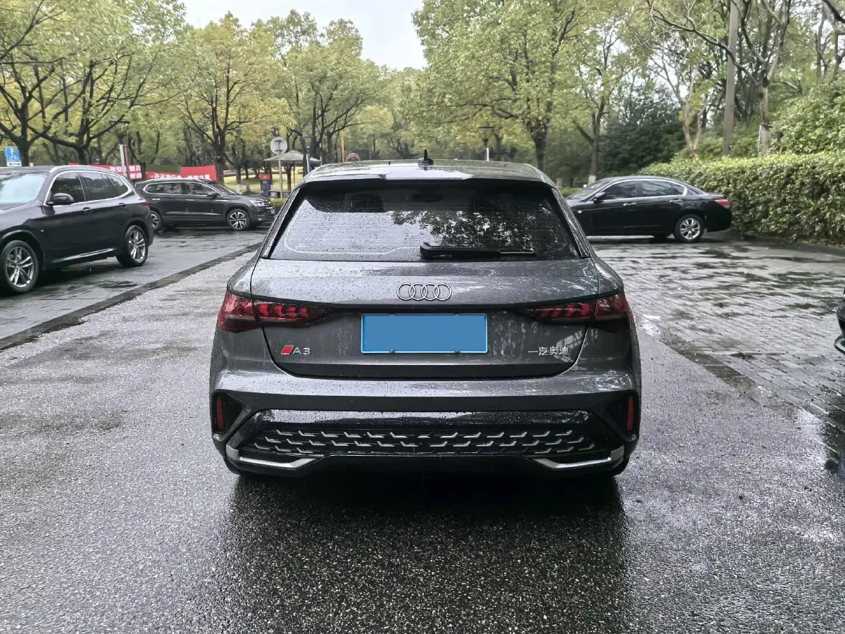 2025 Audi A3 1.5T 160HP L4 7DCT,autocango,china used car exporter,china ev exporter,chinese used car exporter,chinese used ev exporter