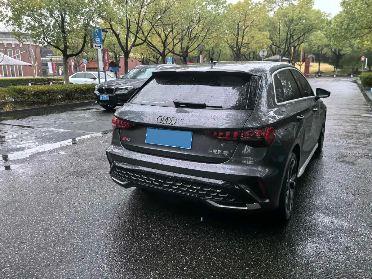 2025 Audi A3 1.5T 160HP L4 7DCT,autocango,china used car exporter,china ev exporter,chinese used car exporter,chinese used ev exporter