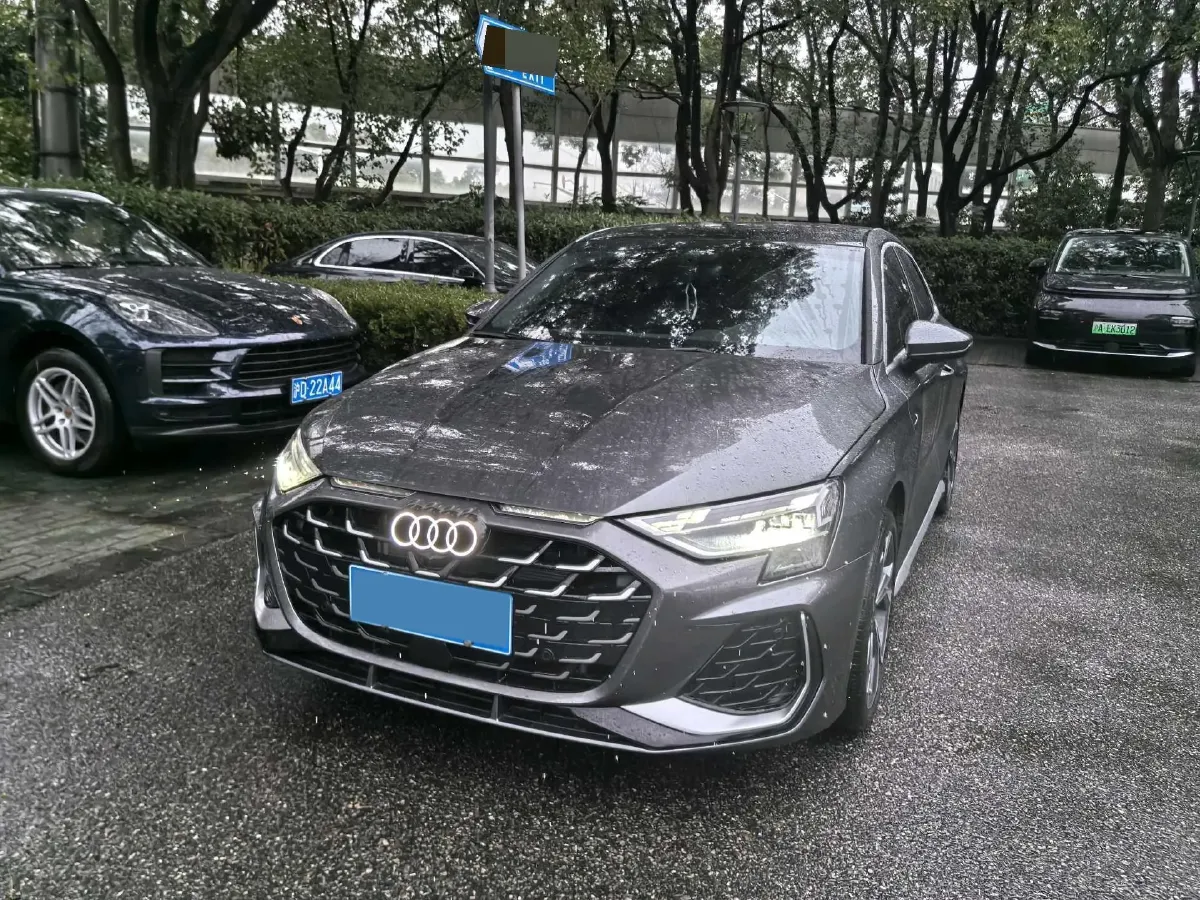 2025 Audi A3 1.5T 160HP L4 7DCT,autocango,china used car exporter,china ev exporter,chinese used car exporter,chinese used ev exporter