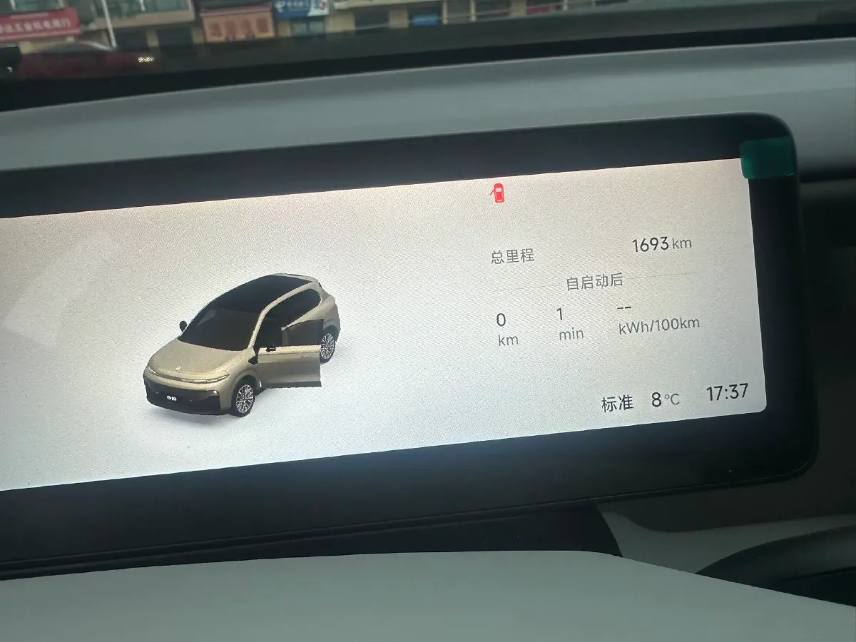 2025 Leapmotor B10 BEV 67.1KWH,autocango,china used car exporter,china ev exporter,chinese used car exporter,chinese used ev exporter