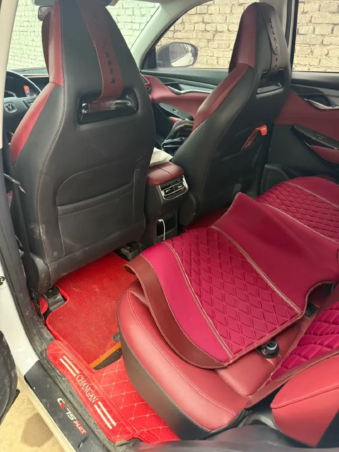 2022 ChangAn CS75 Plus 2.0T 233HP L4 8AT,autocango,china used car exporter,china ev exporter,chinese used car exporter,chinese used ev exporter