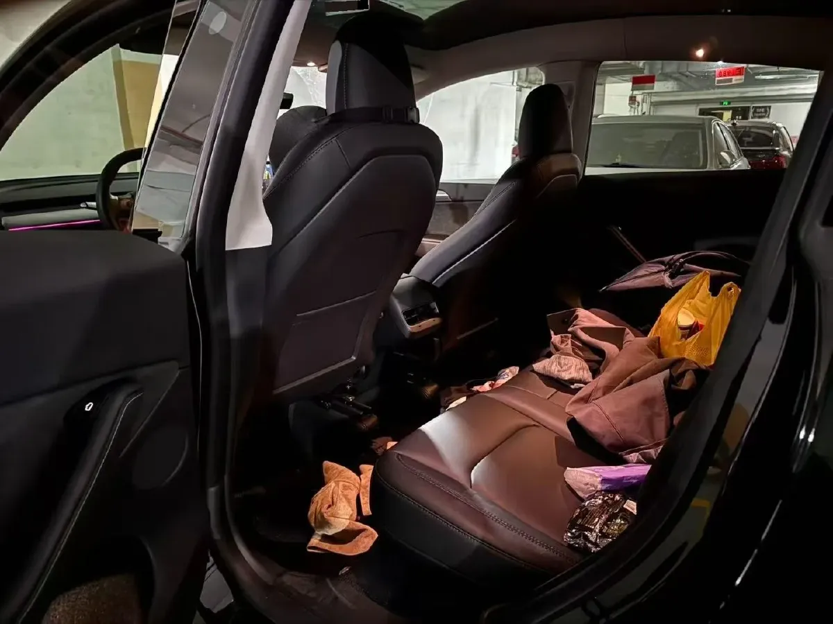 2024 Tesla Model Y BEV 78.4KWH,autocango,china used car exporter,china ev exporter,chinese used car exporter,chinese used ev exporter