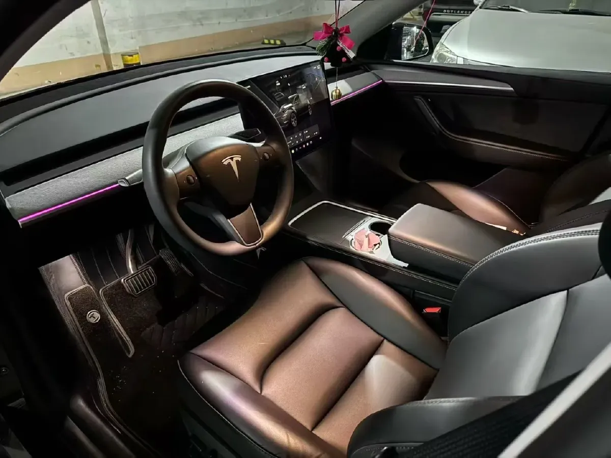 2024 Tesla Model Y BEV 78.4KWH,autocango,china used car exporter,china ev exporter,chinese used car exporter,chinese used ev exporter