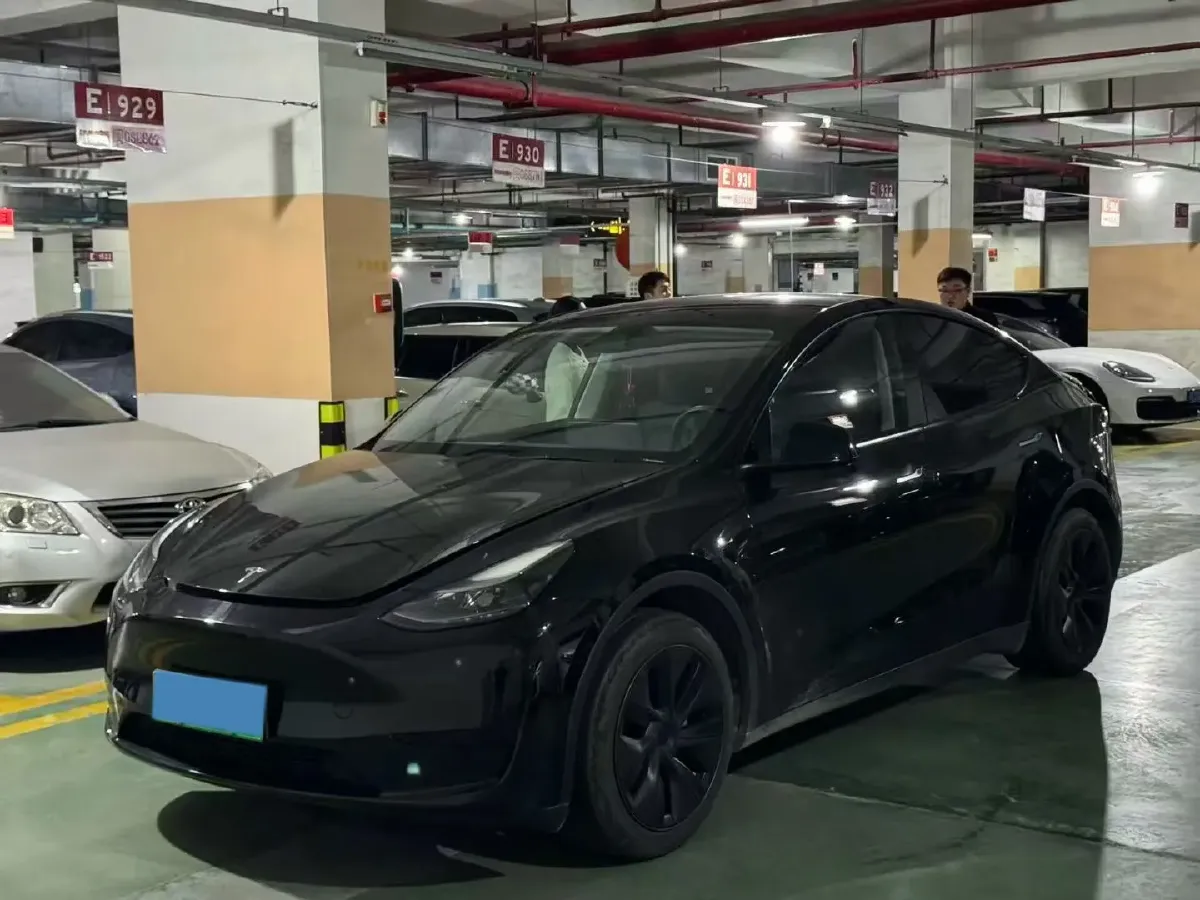 2024 Tesla Model Y BEV 78.4KWH,autocango,china used car exporter,china ev exporter,chinese used car exporter,chinese used ev exporter