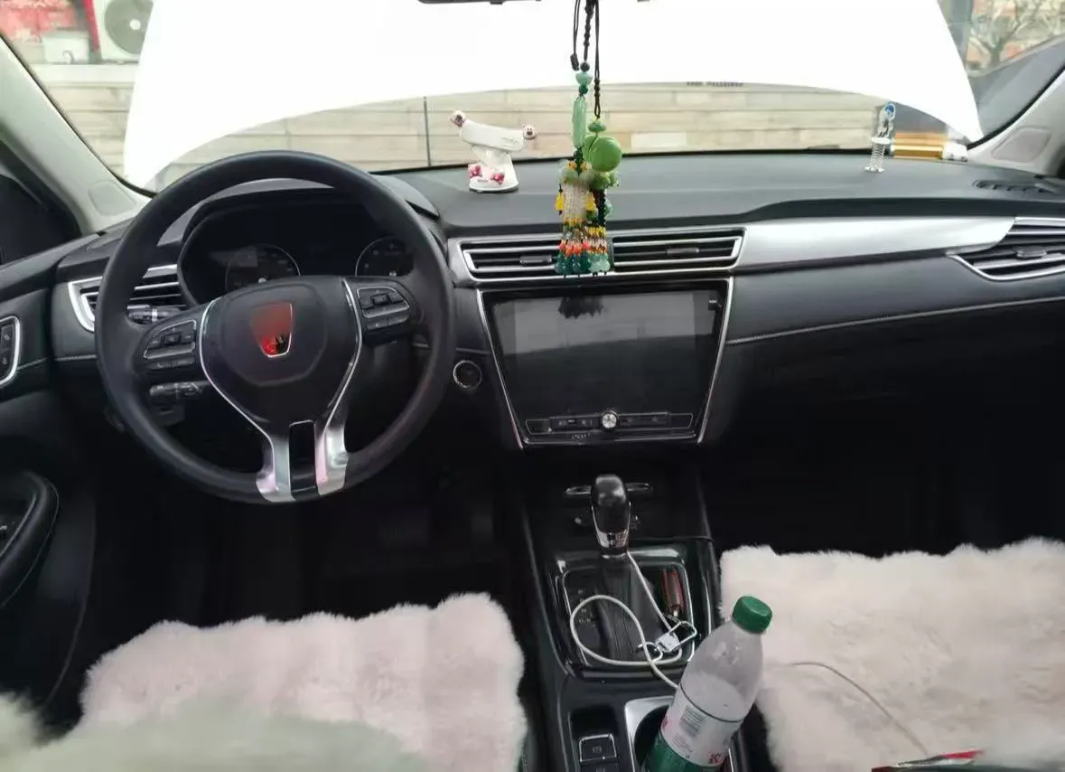 2019 Roewe i5 1.5L 120HP L4 CVT,autocango,china used car exporter,china ev exporter,chinese used car exporter,chinese used ev exporter