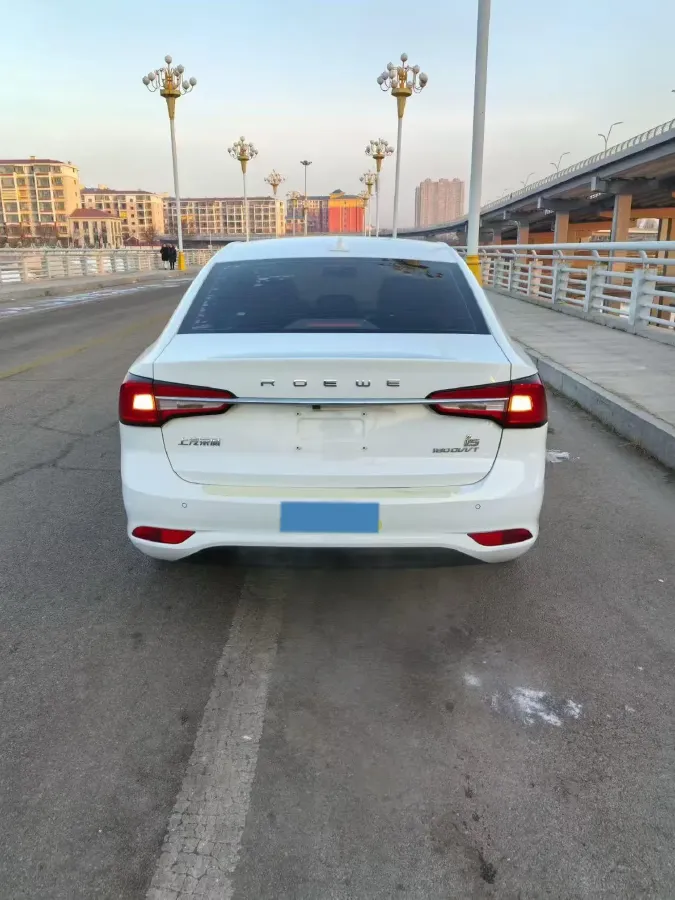 2019 Roewe i5 1.5L 120HP L4 CVT,autocango,china used car exporter,china ev exporter,chinese used car exporter,chinese used ev exporter