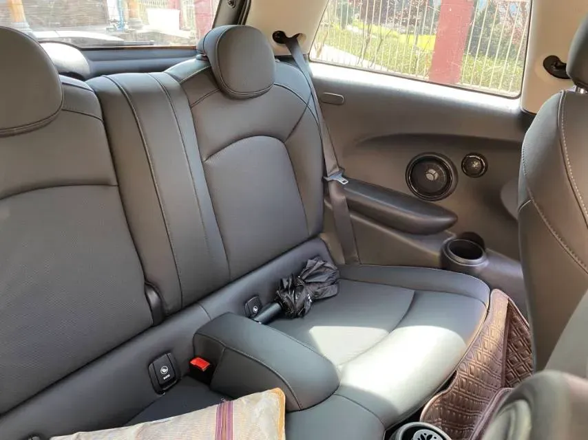 2022 MINI MINI 2.0T 192HP L4 7DCT,autocango,china used car exporter,china ev exporter,chinese used car exporter,chinese used ev exporter