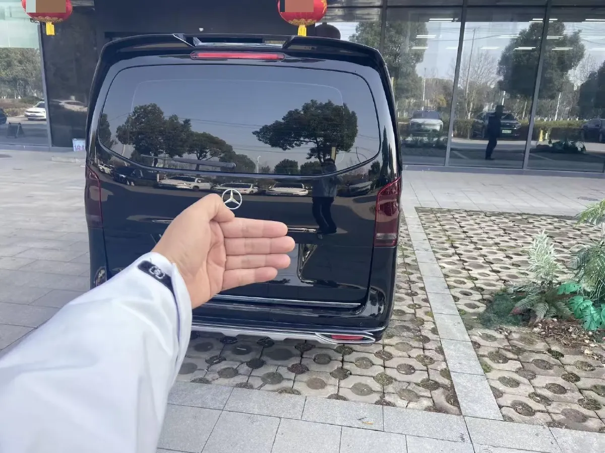 2023 Mercedes-Benz Vito 2.0T 211HP L4 9AT,autocango,china used car exporter,china ev exporter,chinese used car exporter,chinese used ev exporter