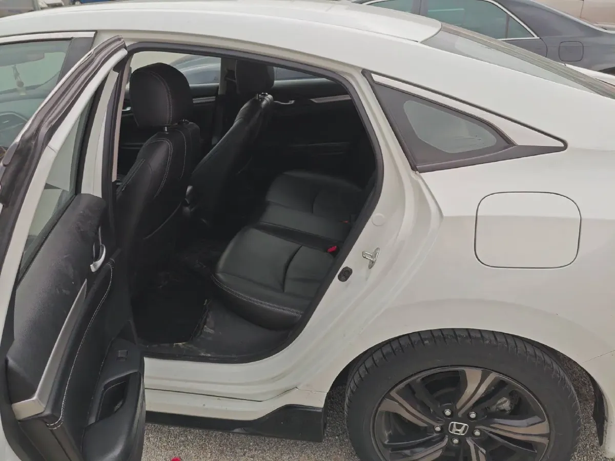 2019 Honda Civic 1.5T 177HP L4 CVT,autocango,china used car exporter,china ev exporter,chinese used car exporter,chinese used ev exporter