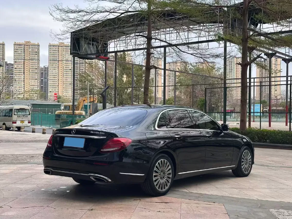 2020 Mercedes-Benz E Class 2.0T 258HP L4 9AT,autocango,china used car exporter,china ev exporter,chinese used car exporter,chinese used ev exporter
