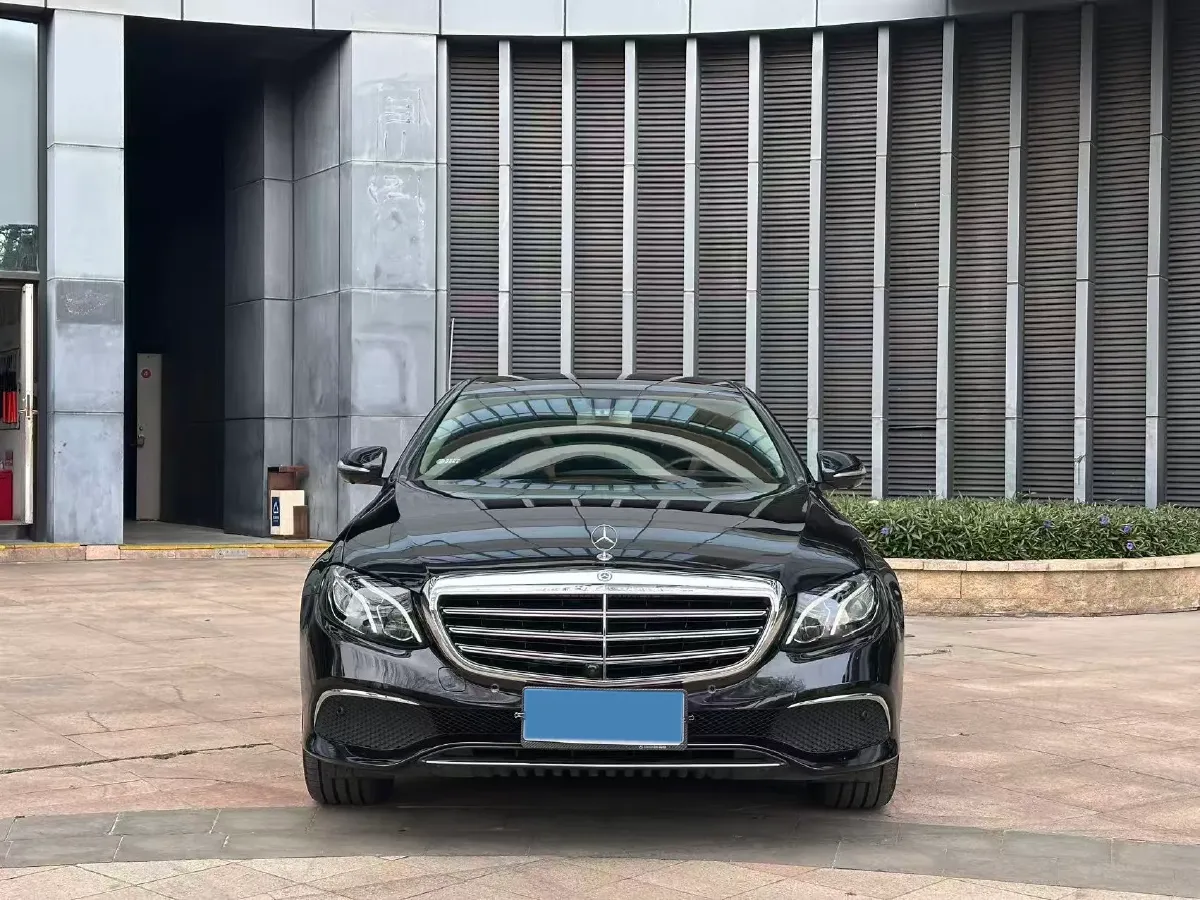 2020 Mercedes-Benz E Class 2.0T 258HP L4 9AT,autocango,china used car exporter,china ev exporter,chinese used car exporter,chinese used ev exporter