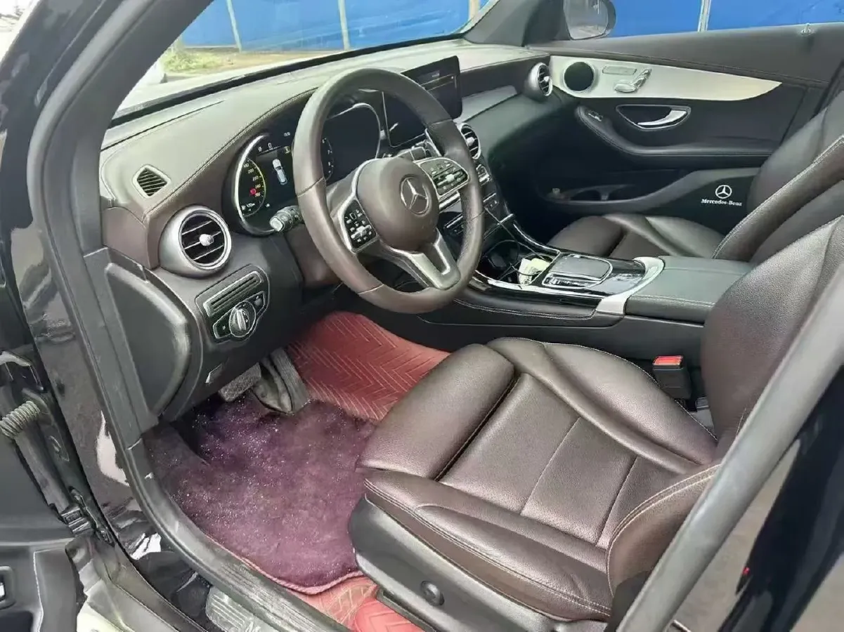 2021 Mercedes-Benz GLC Class 2.0T 197HP L4 9AT,autocango,china used car exporter,china ev exporter,chinese used car exporter,chinese used ev exporter