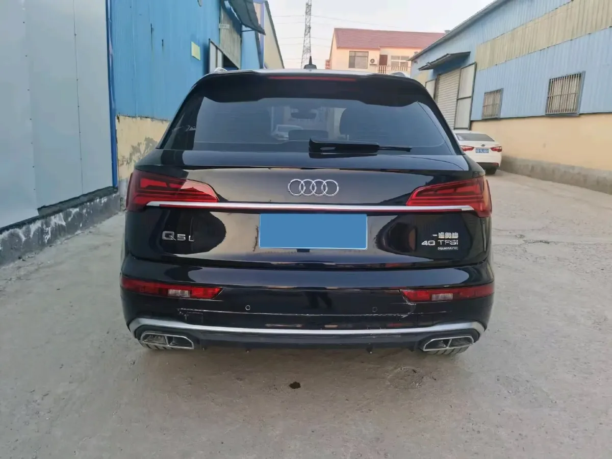 2022 Audi Q5L 2.0T 190HP L4 7DCT,autocango,china used car exporter,china ev exporter,chinese used car exporter,chinese used ev exporter