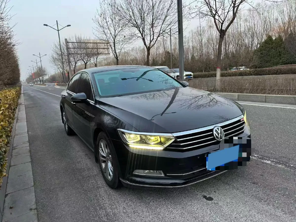 2018 Volkswagen Magotan 1.8T 180HP L4 7DCT,autocango,china used car exporter,china ev exporter,chinese used car exporter,chinese used ev exporter