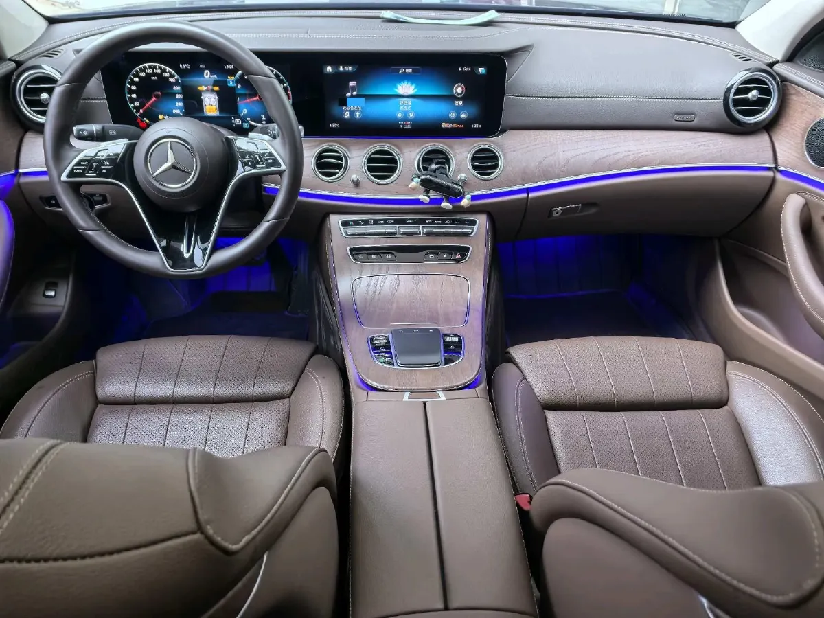 2023 Mercedes-Benz E Class 2.0T 197HP L4 9AT,autocango,china used car exporter,china ev exporter,chinese used car exporter,chinese used ev exporter