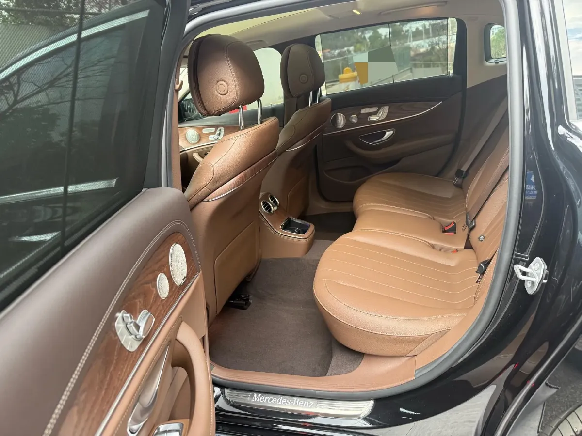 2023 Mercedes-Benz E Class 2.0T 258HP L4 9AT,autocango,china used car exporter,china ev exporter,chinese used car exporter,chinese used ev exporter