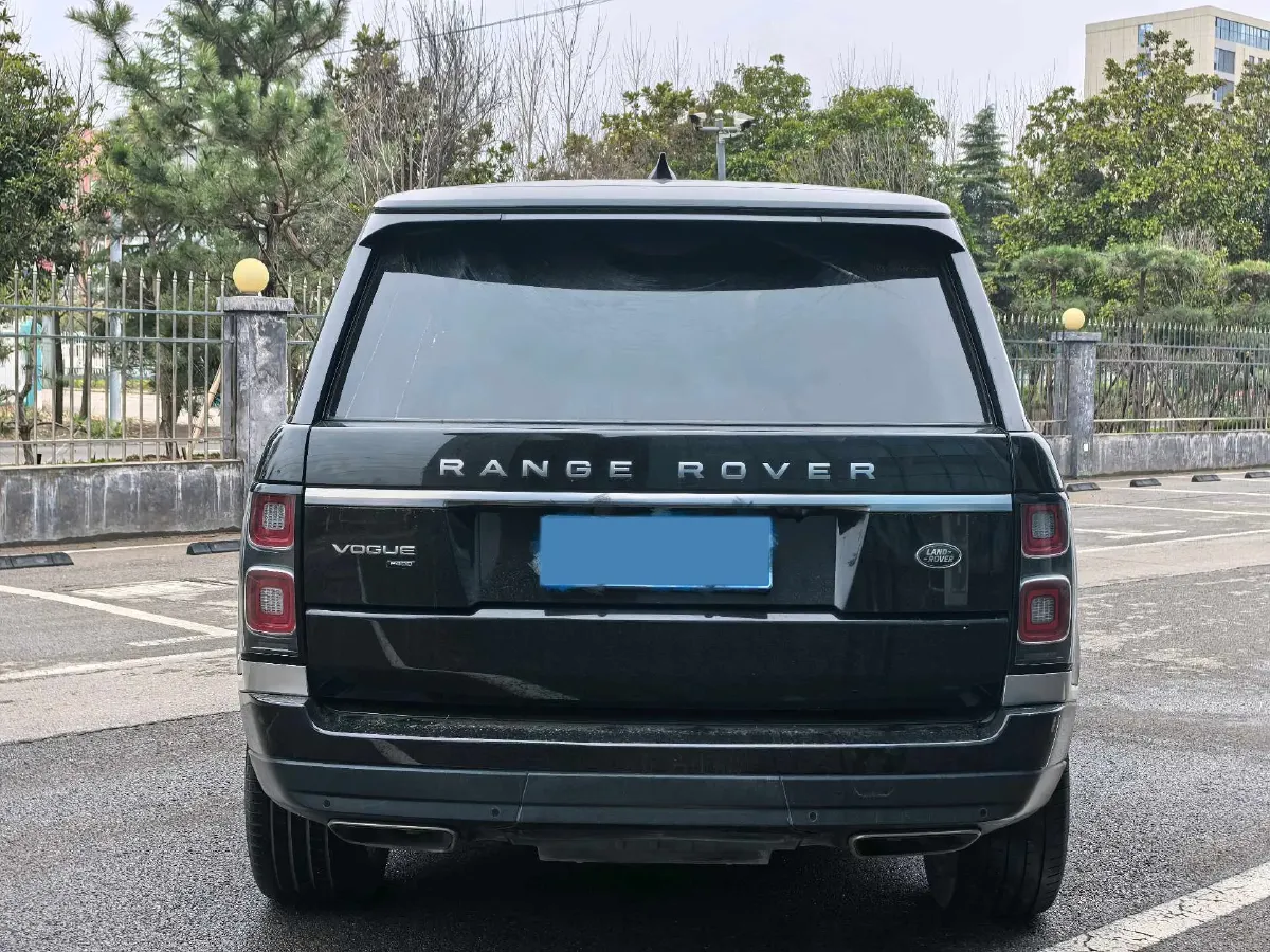 2020 Land Rover Range Rover 3.0T 400HP L6 8AT,autocango,china used car exporter,china ev exporter,chinese used car exporter,chinese used ev exporter