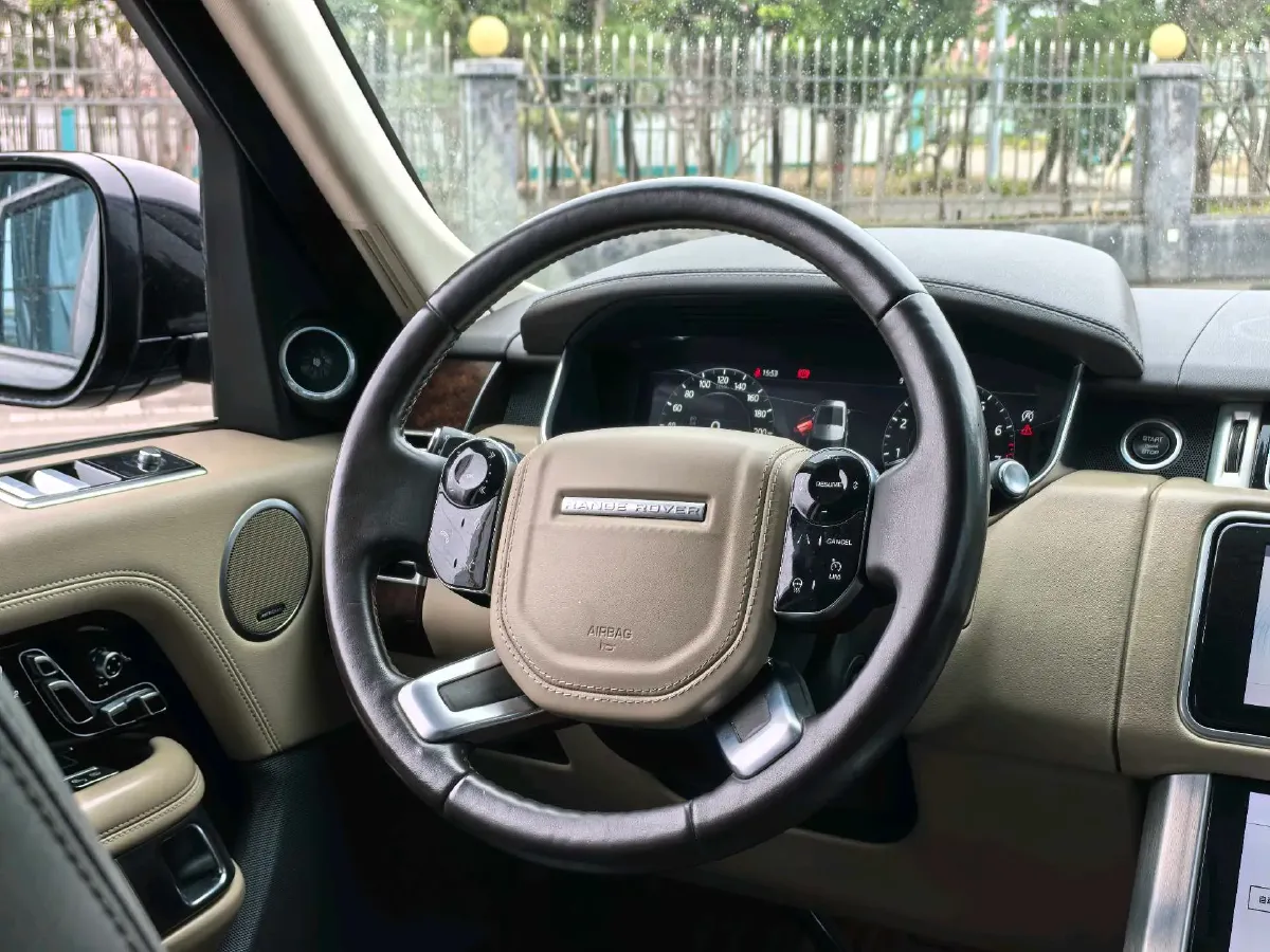 2020 Land Rover Range Rover 3.0T 400HP L6 8AT,autocango,china used car exporter,china ev exporter,chinese used car exporter,chinese used ev exporter
