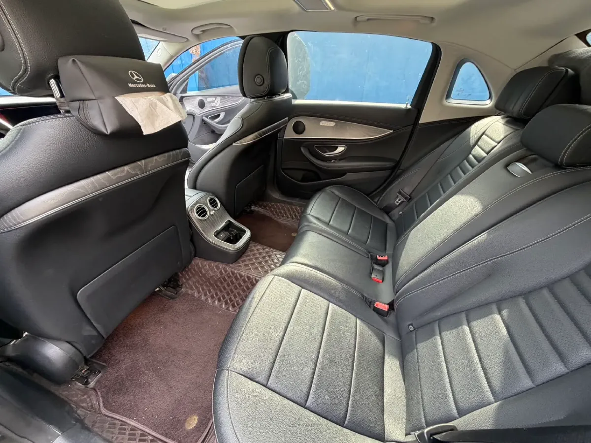 2021 Mercedes-Benz E Class 2.0T 258HP L4 9AT,autocango,china used car exporter,china ev exporter,chinese used car exporter,chinese used ev exporter