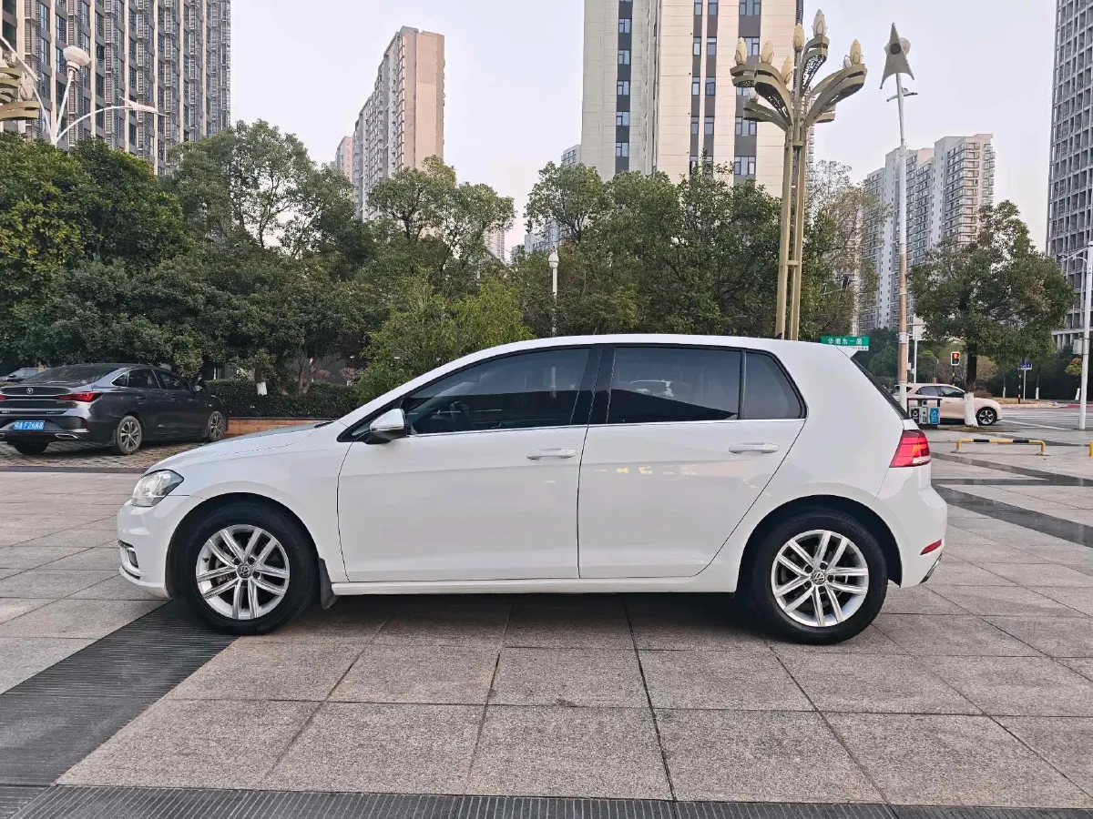 2019 Brilliance Auto V7 1.8T 231HP L4 7DCT,autocango,china used car exporter,china ev exporter,chinese used car exporter,chinese used ev exporter
