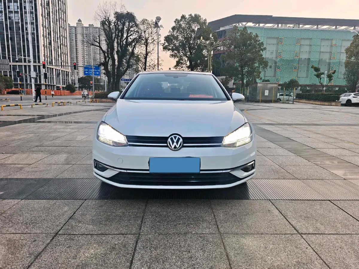 2019 Brilliance Auto V7 1.8T 231HP L4 7DCT,autocango,china used car exporter,china ev exporter,chinese used car exporter,chinese used ev exporter
